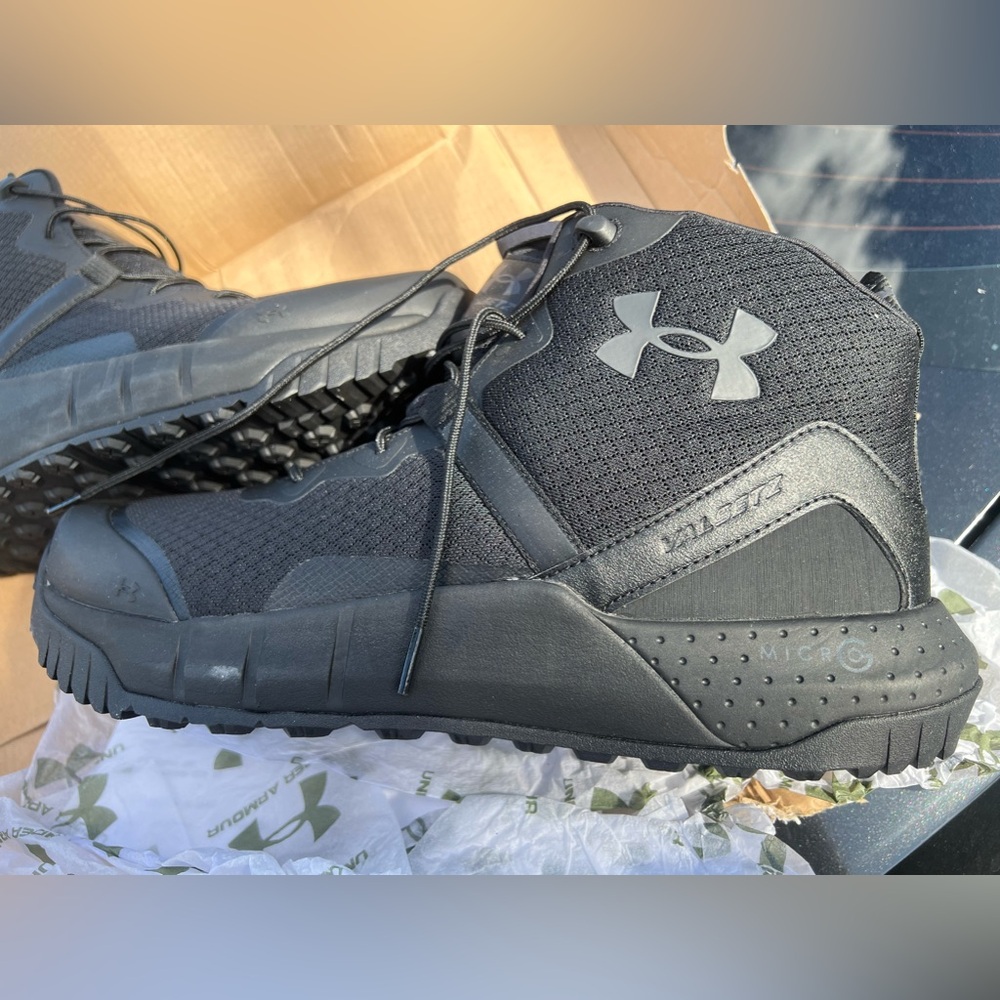 Under armour UA Micro G valsetz Mid all Black brand new size 13 men’s